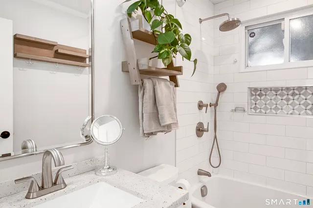 $4,650 | 36 Middlebury Street, Stamford, CT 06902