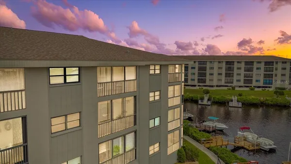 $279,900 | 8150 Brent Street, Unit 742, Port Richey, FL 34668
