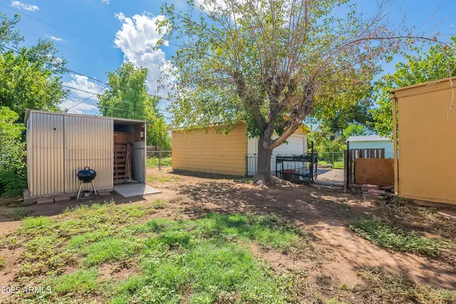 $330,000 | 1223 East Minnezona Avenue, Phoenix, AZ 85014