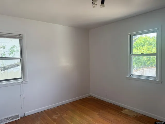 $194,000 | 524 East Murray Street, Rawlins, WY 82301