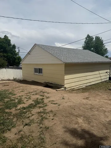 $194,000 | 524 East Murray Street, Rawlins, WY 82301