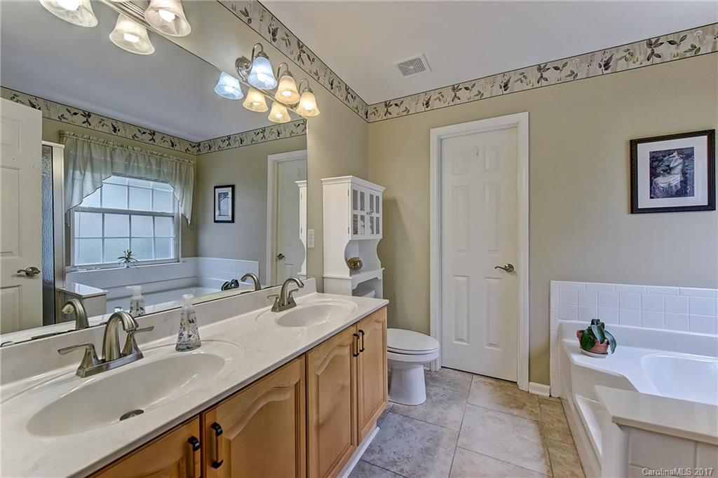 1618 Spandril Lane Fort Mill, SC 29708 - Photo 14 of 24