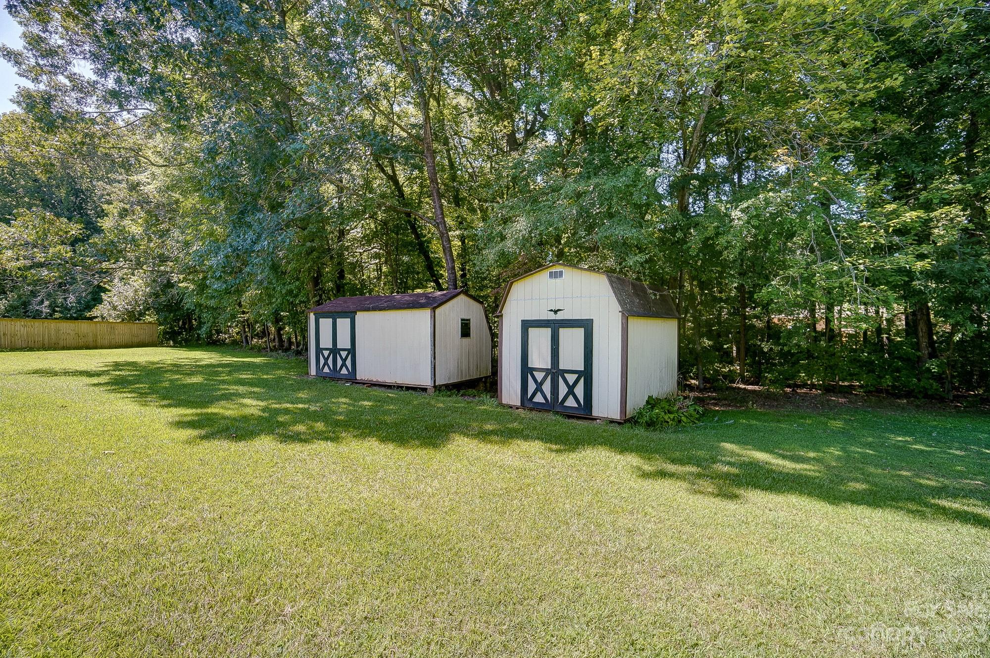 12376 Ritchie Road Midland, NC 28107 - Photo 16 of 29 Gallery Image 16