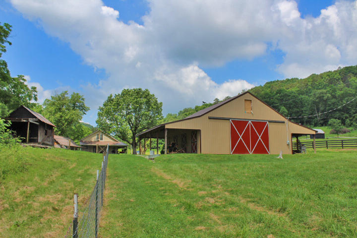 895 John Hyden Road Burnside, KY 42519 - Photo 8 of 61 IMG_8370