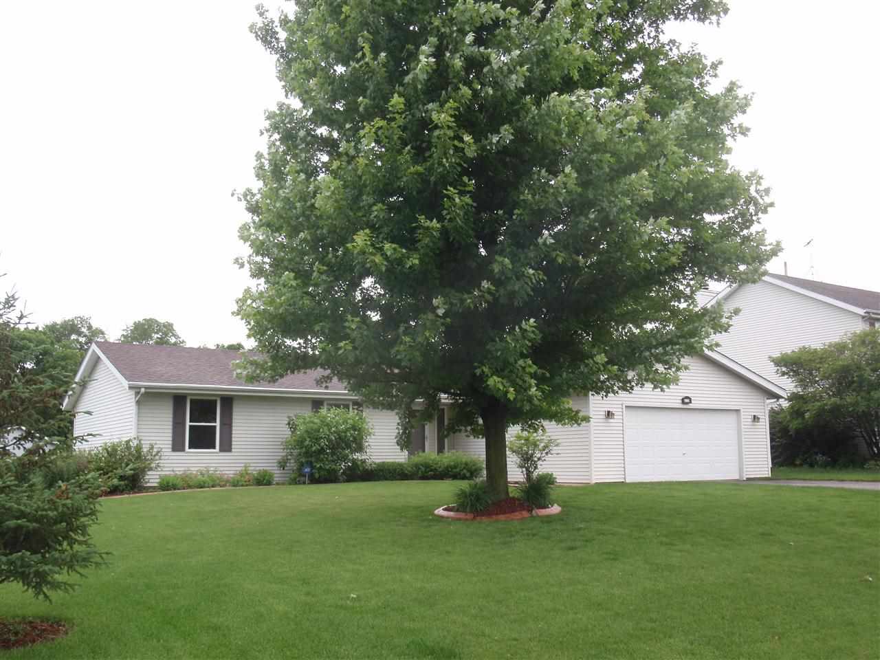 908 Brandy Bend Road Roscoe, IL 61073 - Photo 1 of 17 Gallery Image 1
