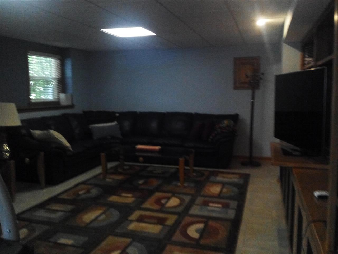 908 Brandy Bend Road Roscoe, IL 61073 - Photo 14 of 17 Gallery Image 14