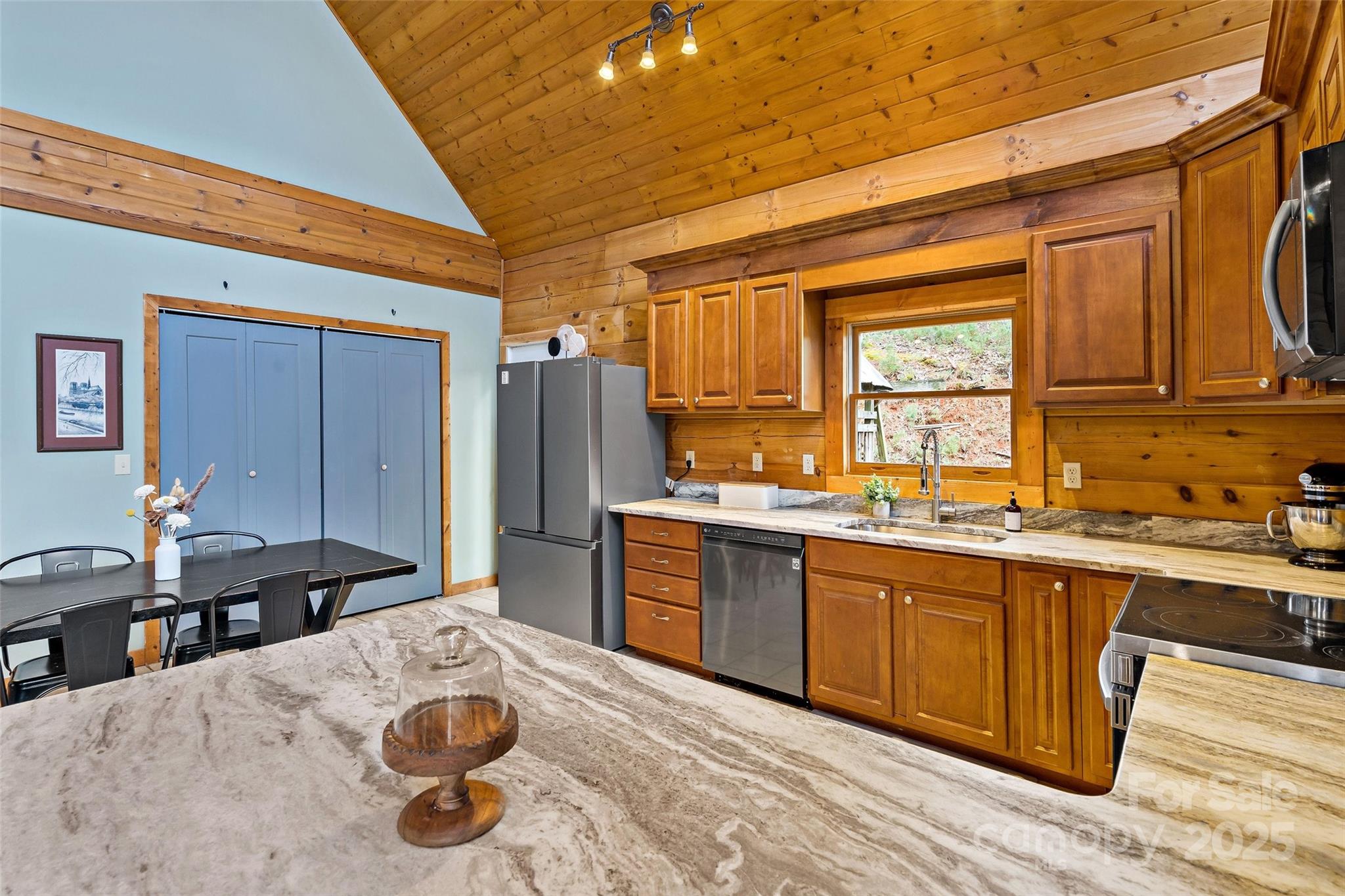 854 Lower Bailey Branch Road Mars Hill, NC 28754 - Photo 14 of 40 Gallery Image 14
