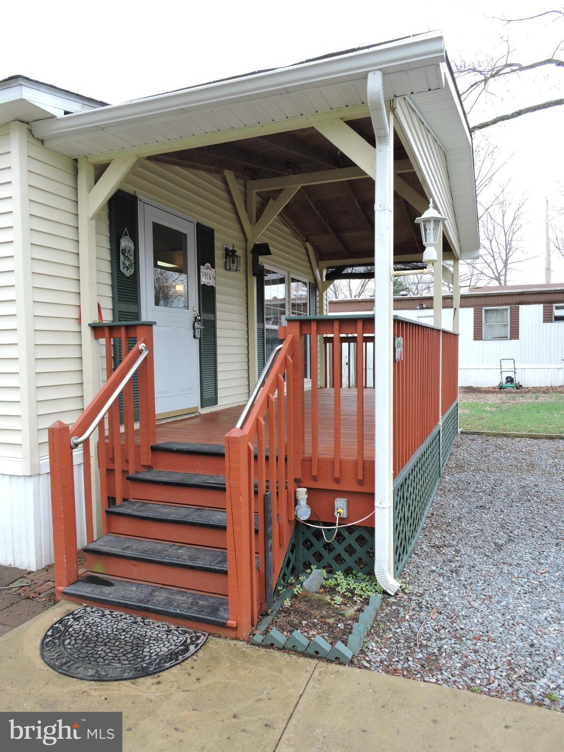 10505 Cedarville Road, Unit 914 Brandywine, MD 20613 - Photo 24 of 30 Front porch