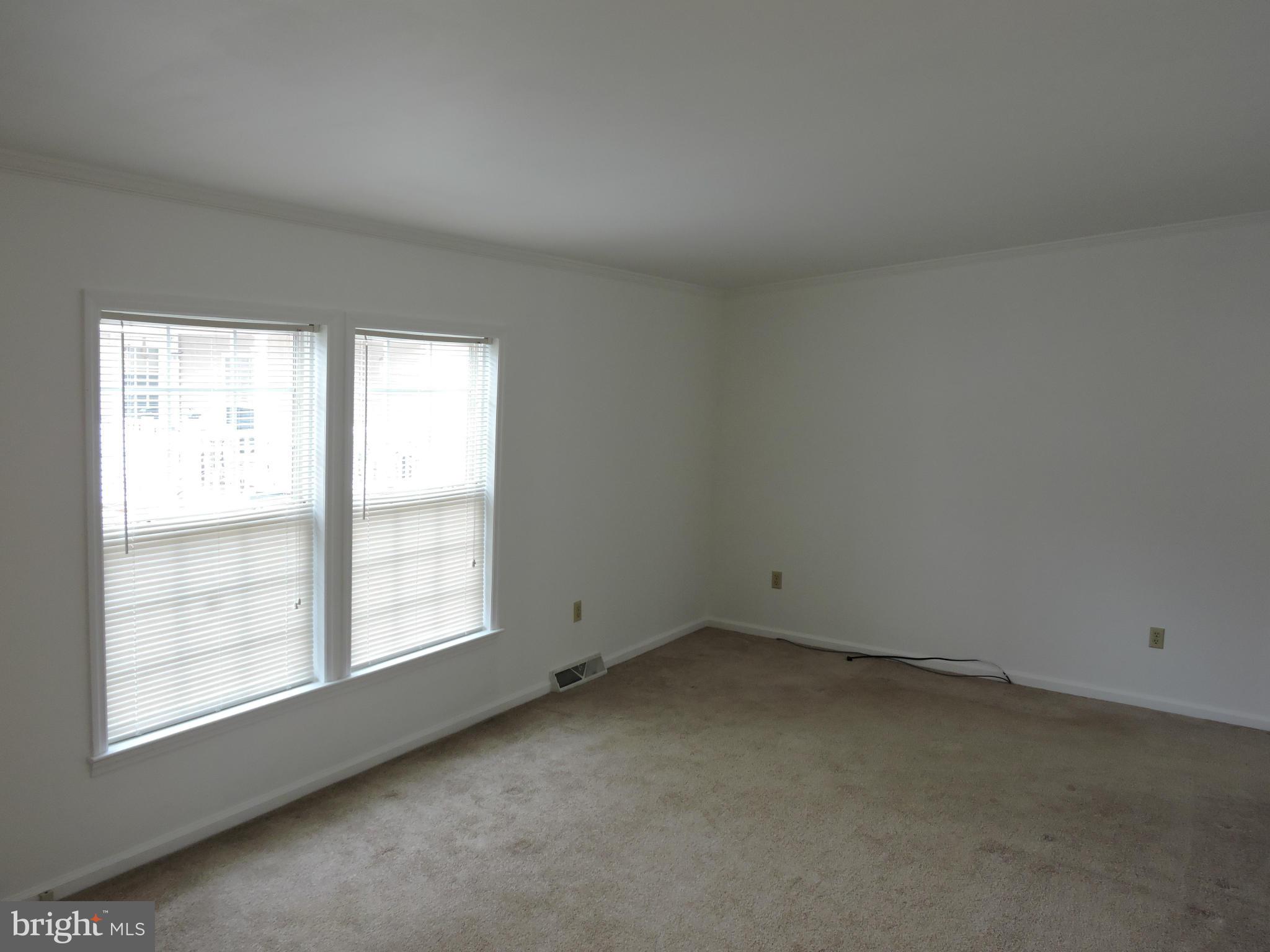 10505 Cedarville Road, Unit 914 Brandywine, MD 20613 - Photo 7 of 30 Large family room