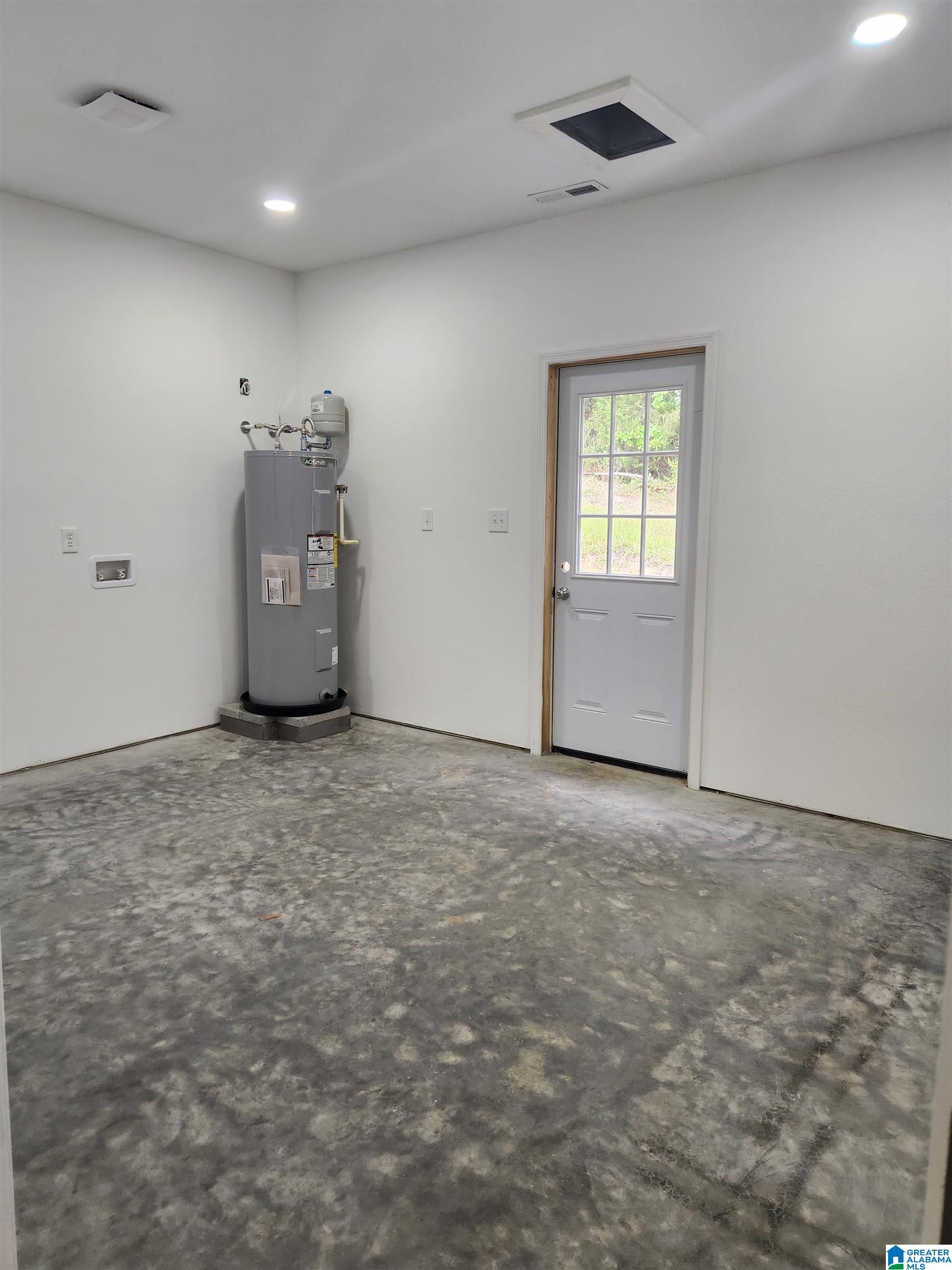 165 Linger Lane Talladega, AL 35160 - Photo 10 of 10