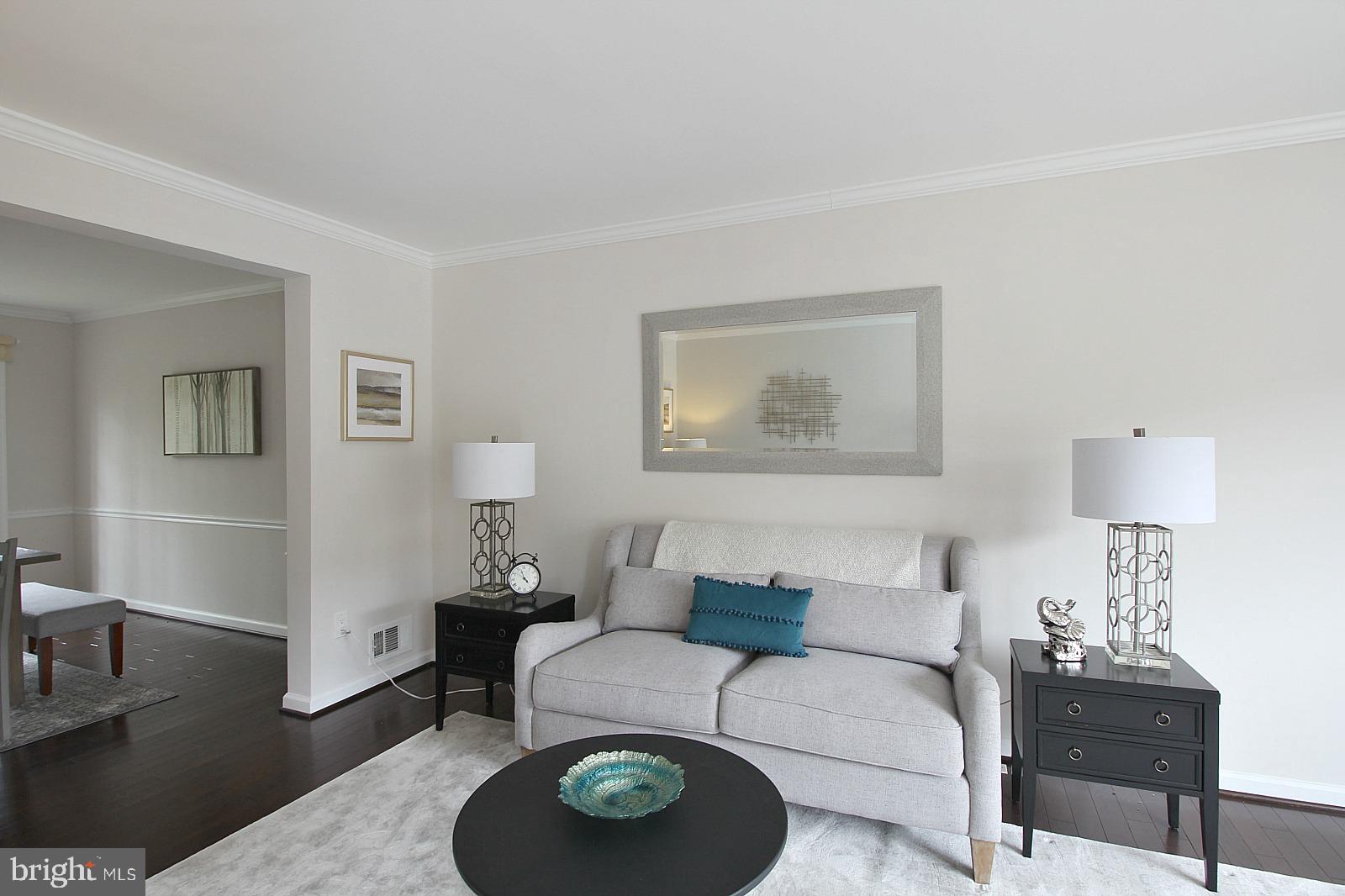 2284 Cartbridge Road Falls Church, VA 22043 - Photo 5 of 25 Gallery Image 5