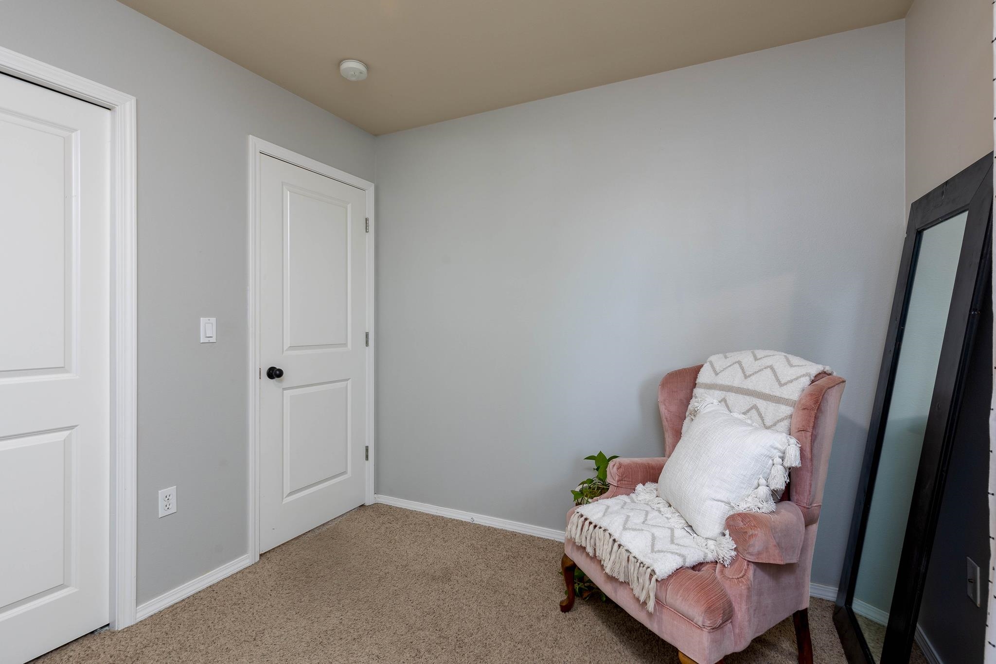 10006 North Austin Lane Spokane, WA 99208 - Photo 19 of 44