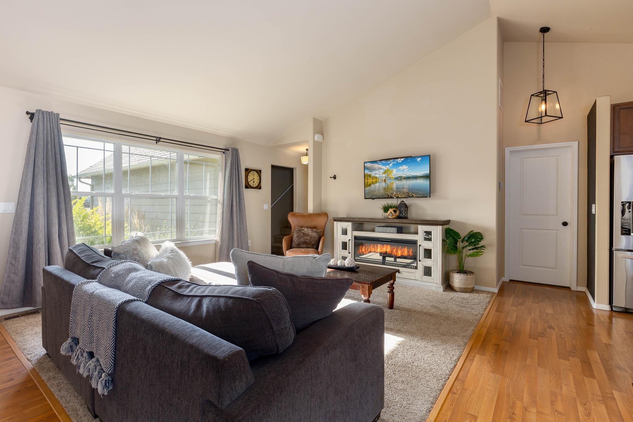 10006 North Austin Lane Spokane, WA 99208 - Photo 3 of 44
