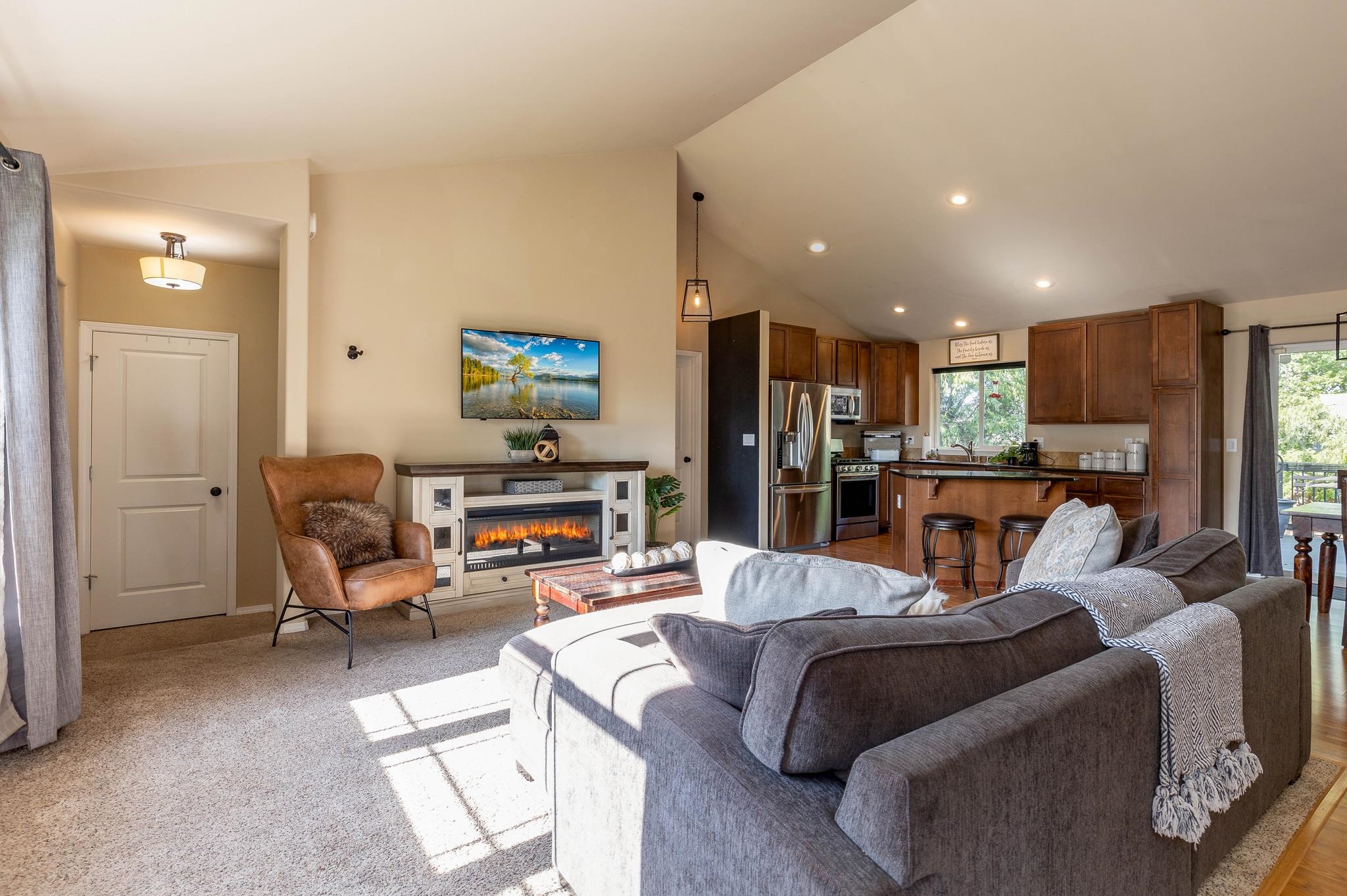 10006 North Austin Lane Spokane, WA 99208 - Photo 4 of 44