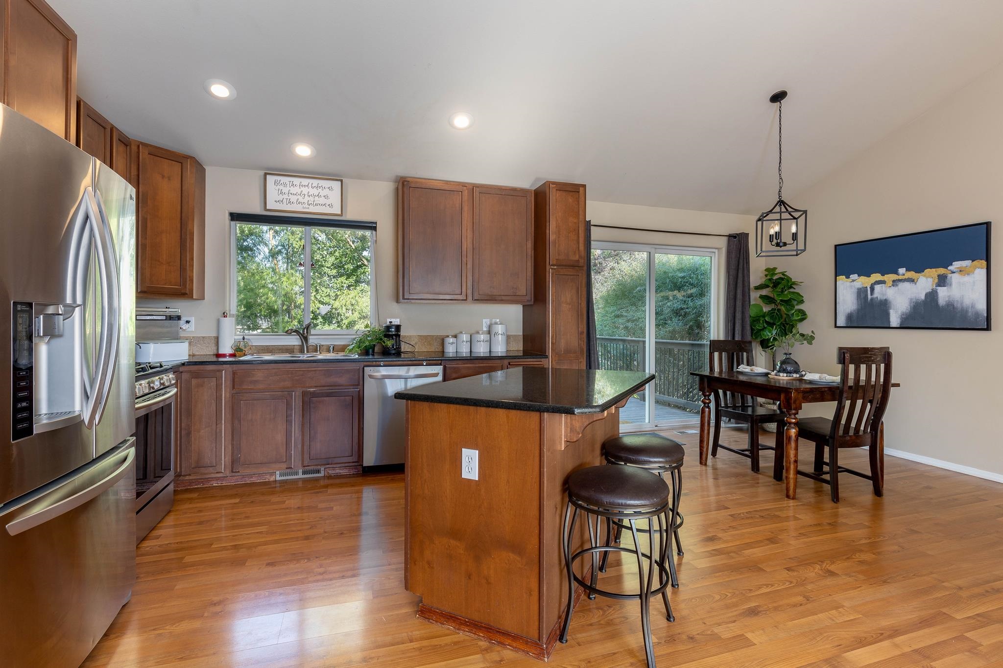 10006 North Austin Lane Spokane, WA 99208 - Photo 7 of 44