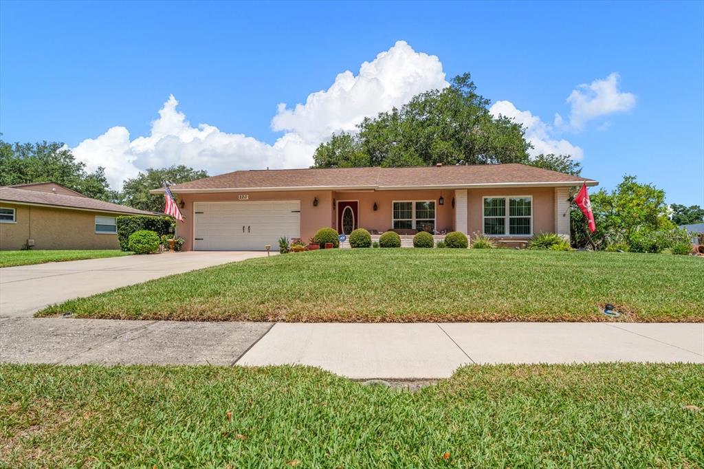 2211 Portside Passage Palm Harbor, FL 34685 - Photo 6 of 55