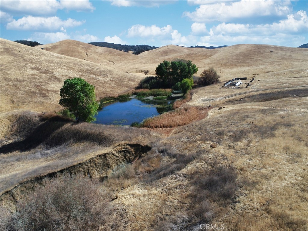 9520 Rocky Creek Road Lower Lake, CA 95457 - Photo 10 of 40 a view of a road with an ocean beach