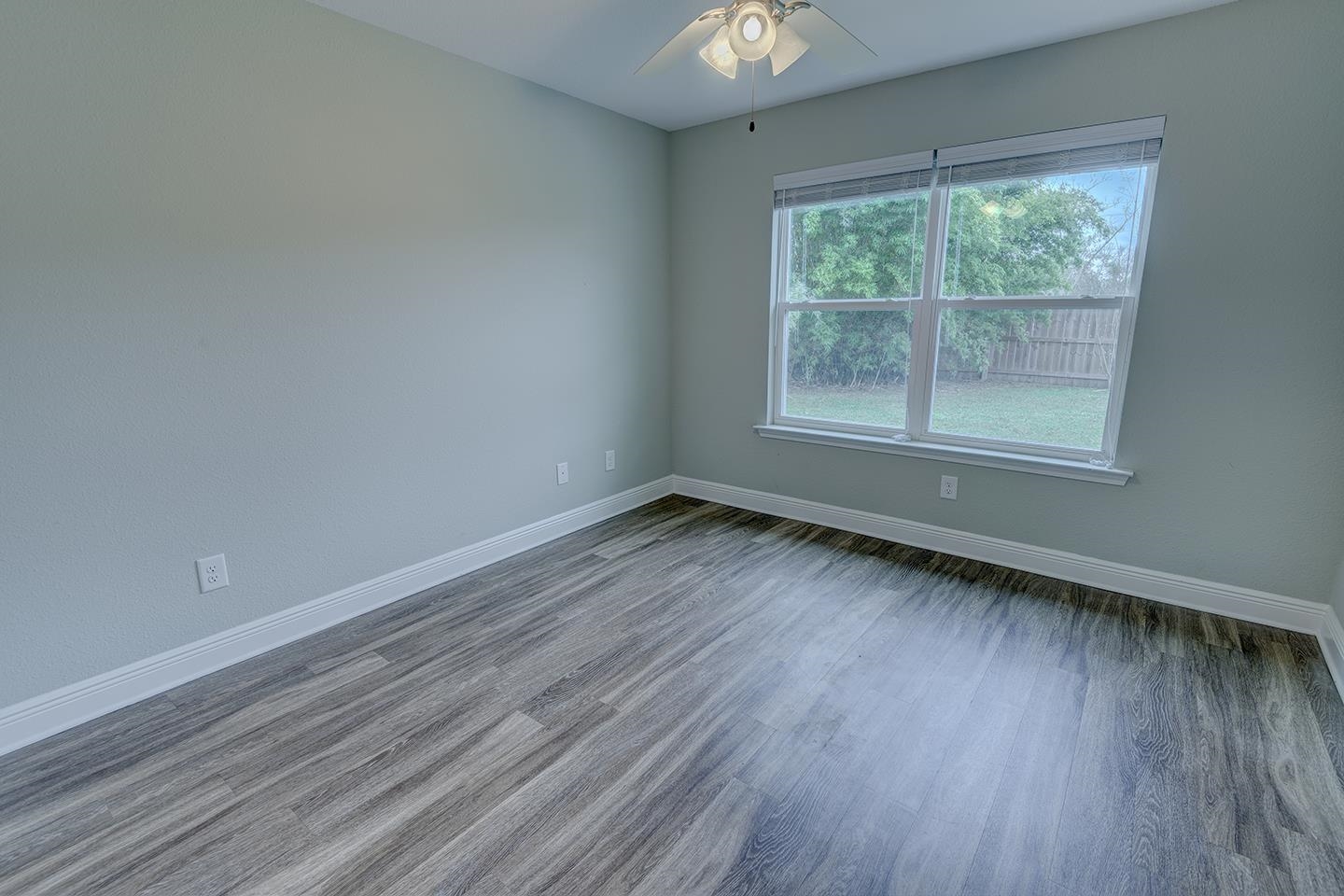 22206 6th Street Silverhill, AL 36576 - Photo 25 of 29