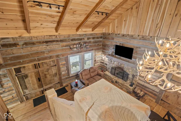 $1,325,000 | 4530 South Frye Hill Road, Williamsport, IN 47993
