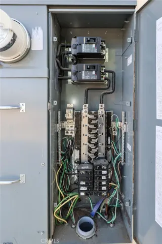 a view of a tennis court