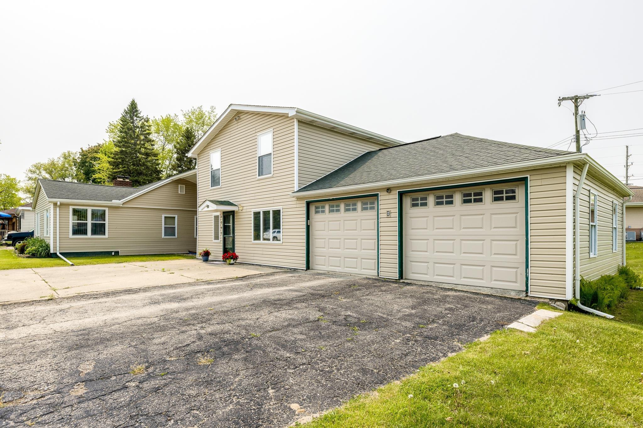 7293 Vine Road Lexington, MI 48450 - Photo 51 of 62 Attached 24'x24' Insulated Garage