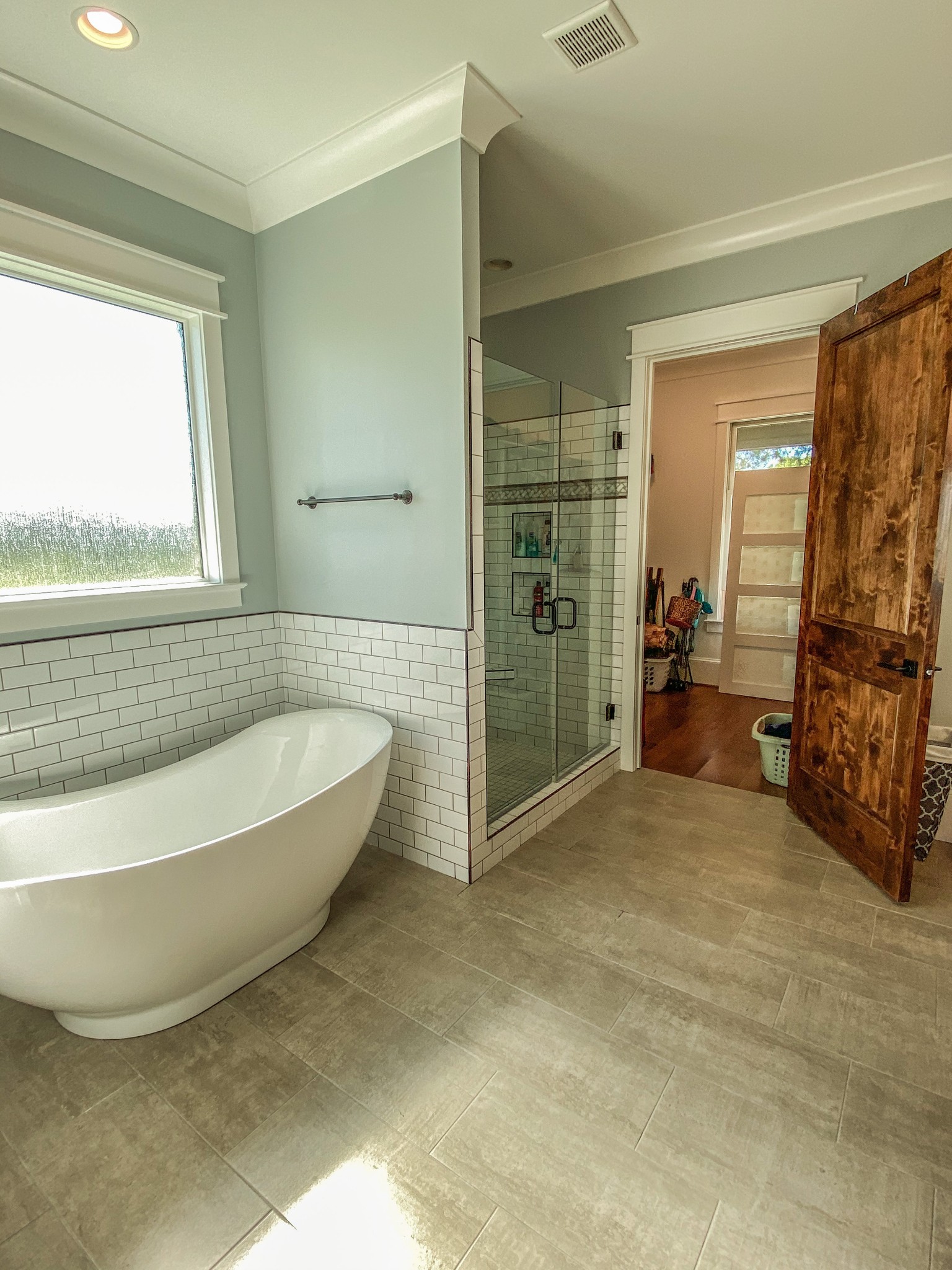 107 Walnut Grove Road Unionville, TN 37180 - Photo 9 of 21 a spacious bathroom with a tub and shower