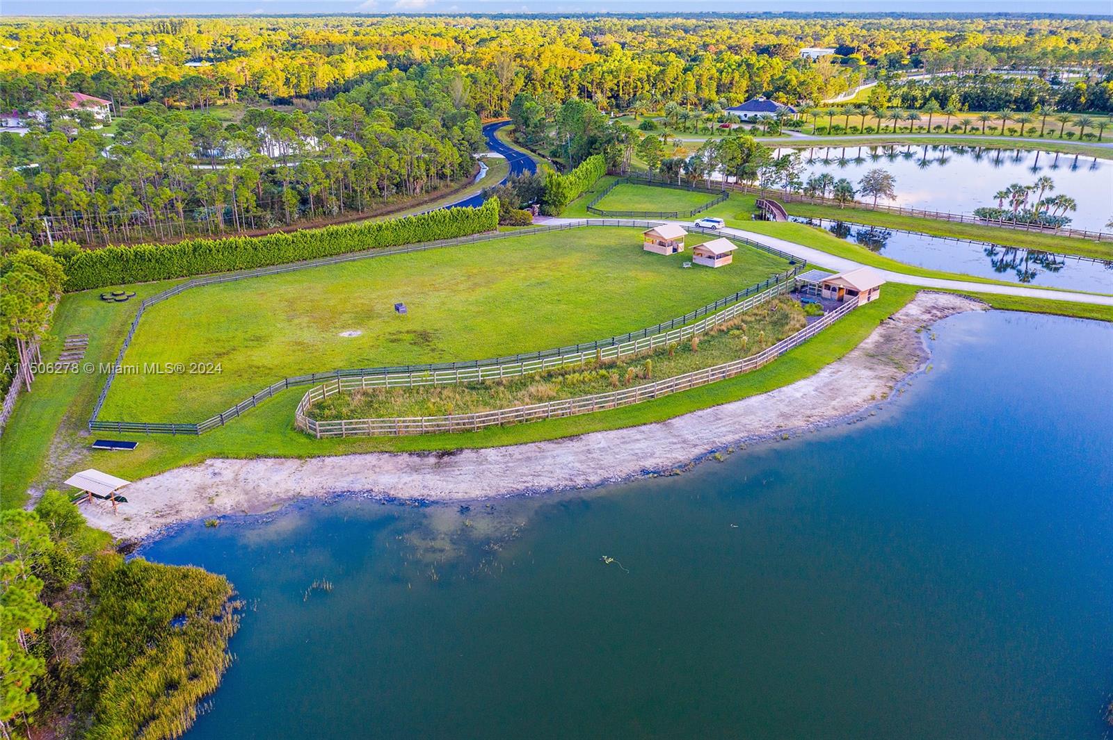1500 Southeast Ranch Road South Jupiter, FL 33478 - Photo 20 of 29 a view of a tennis court