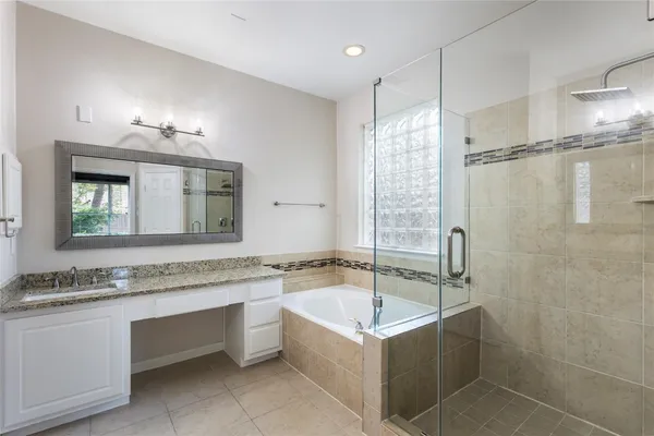 $3,000 | 11 Belcarra Place, The Woodlands, TX 77382