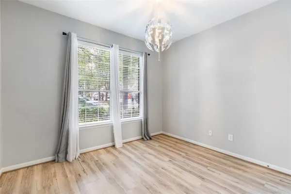 $3,000 | 11 Belcarra Place, The Woodlands, TX 77382