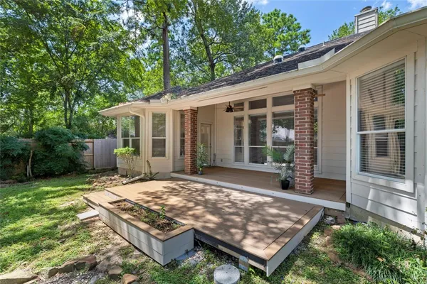 $3,000 | 11 Belcarra Place, The Woodlands, TX 77382