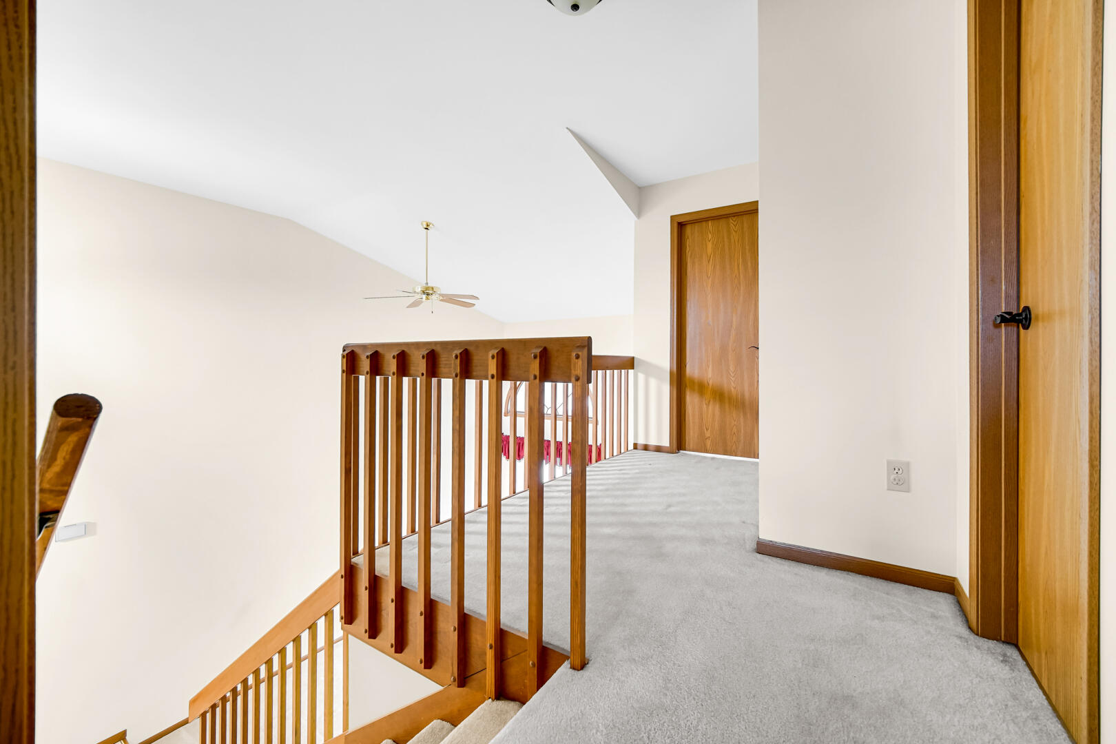 633 West 94th Court Crown Point, IN 46307 - Photo 18 of 29 a view of a hallway with entryway door