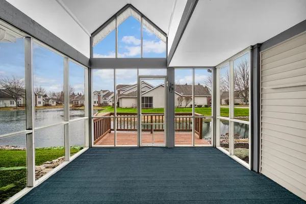 $249,900 | 633 West 94th Court, Crown Point, IN 46307