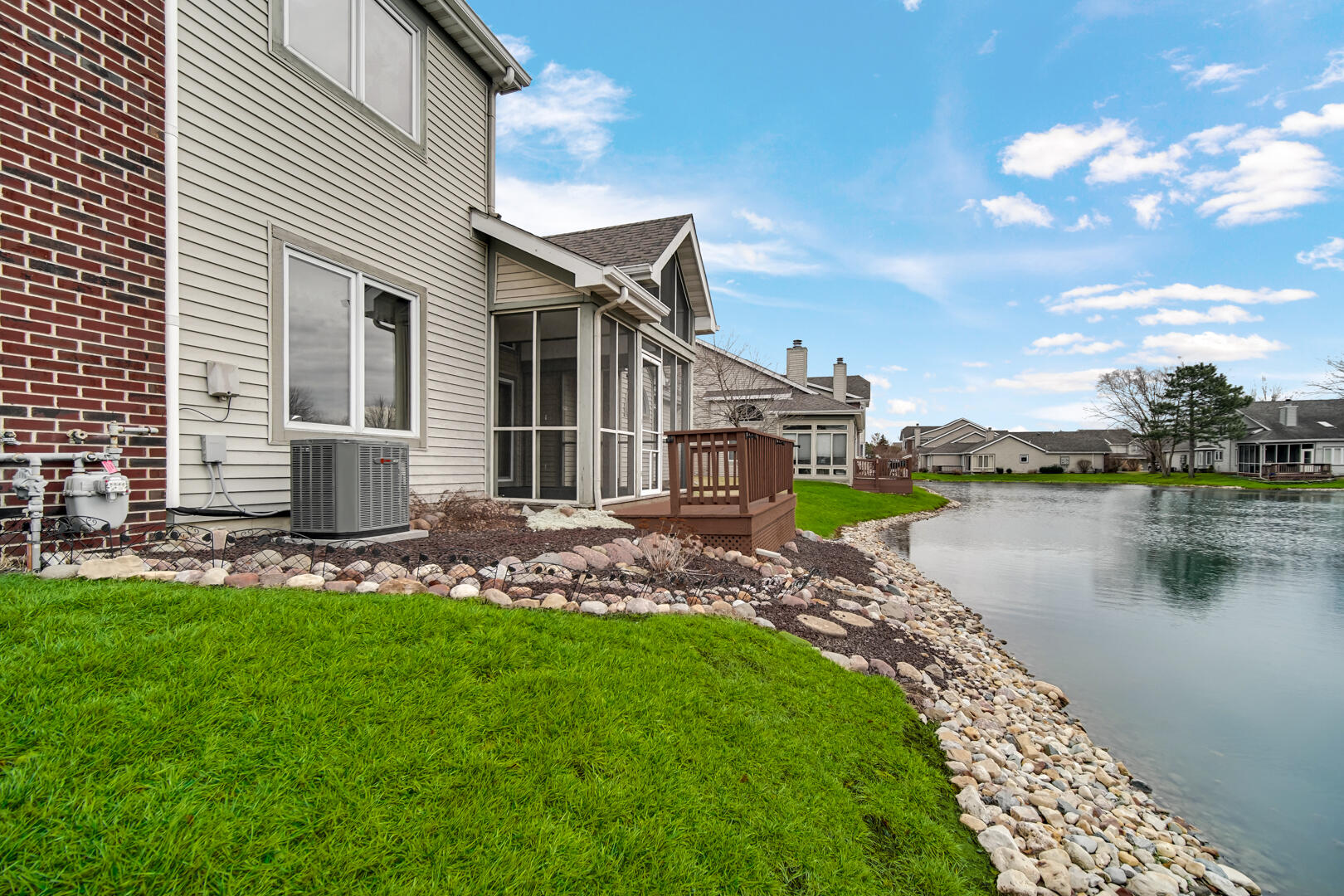 633 West 94th Court Crown Point, IN 46307 - Photo 28 of 29 a view of a house with a yard and sitting area