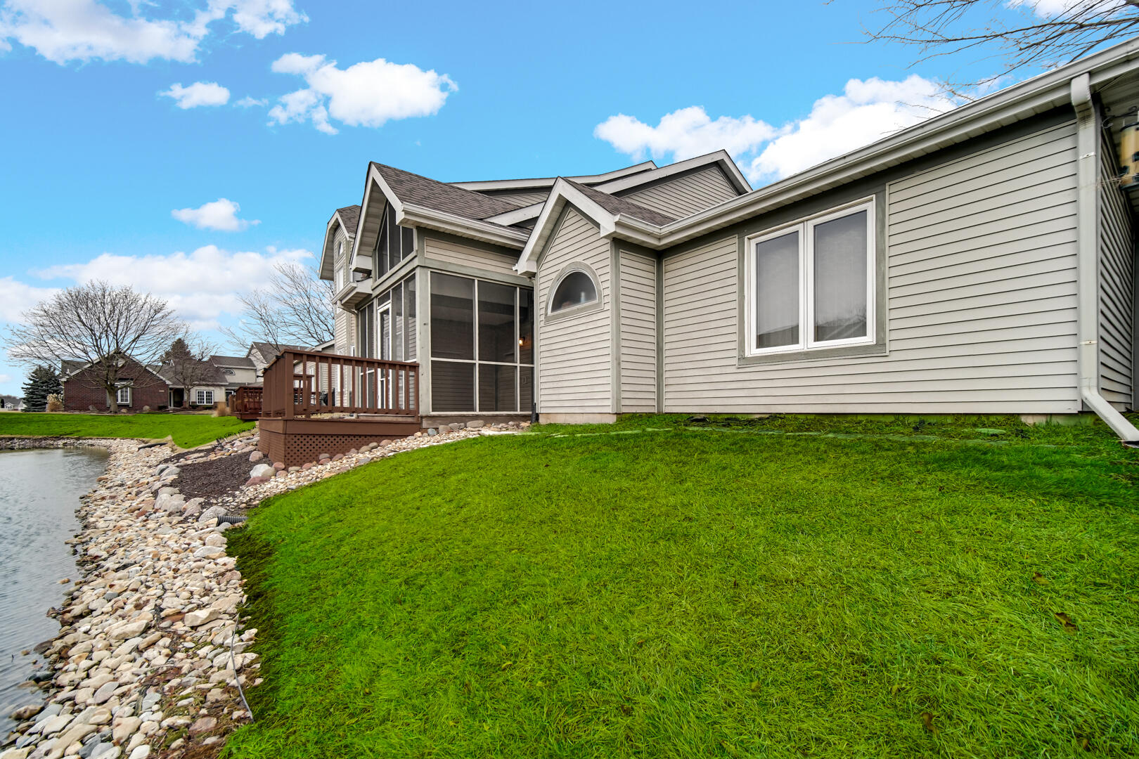633 West 94th Court Crown Point, IN 46307 - Photo 29 of 29 a front view of a house with a garden