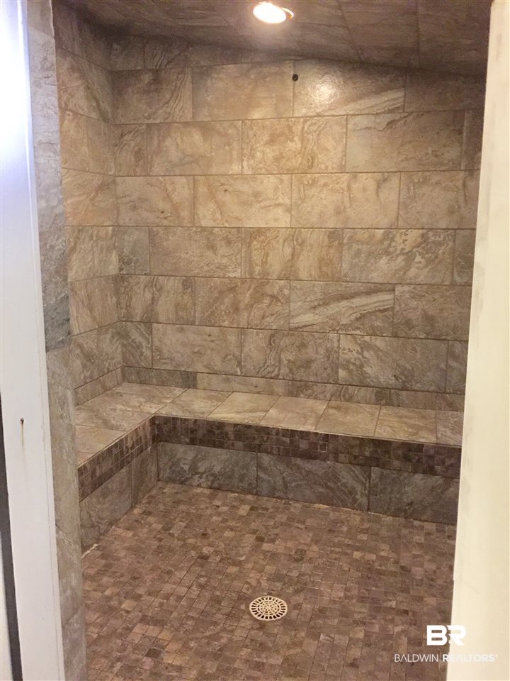 400 Plantation Road, Unit 2201 Gulf Shores, AL 36542 - Photo 16 of 25 Steam Room