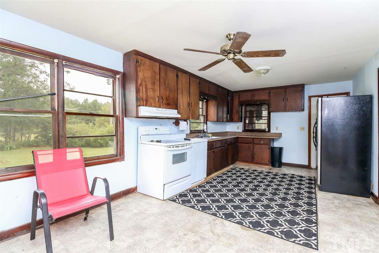 2070 Autry Road Lillington, NC 27546 - Photo 5 of 10 Gallery Image 5