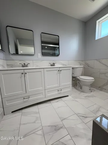 $2,700 | 3767 Noll Drive, Unit B, Palmdale, CA 93550