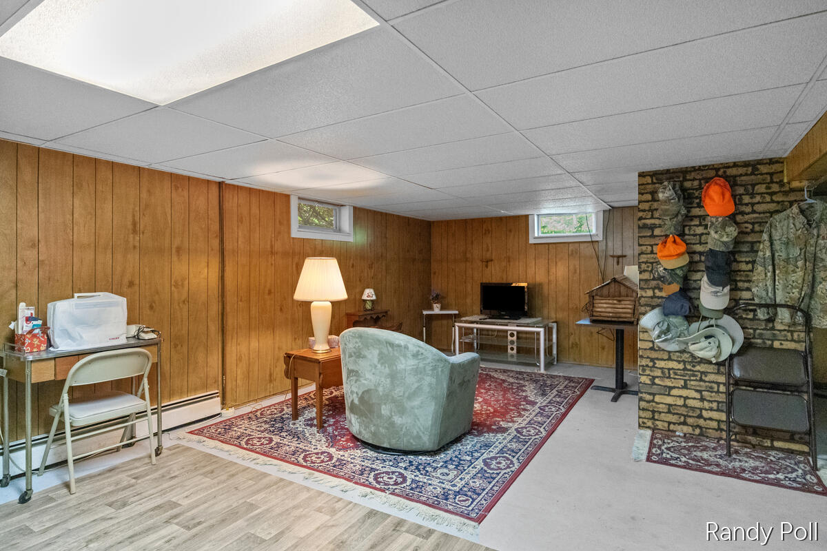 302 Brooks Road South Muskegon, MI 49442 - Photo 23 of 27 302-Brooks_023