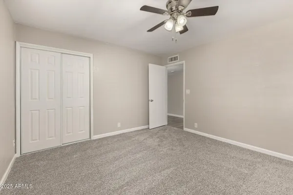 $2,050 | 2025 East Don Carlos, Tempe, AZ 85281