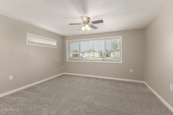 $2,050 | 2025 East Don Carlos, Tempe, AZ 85281