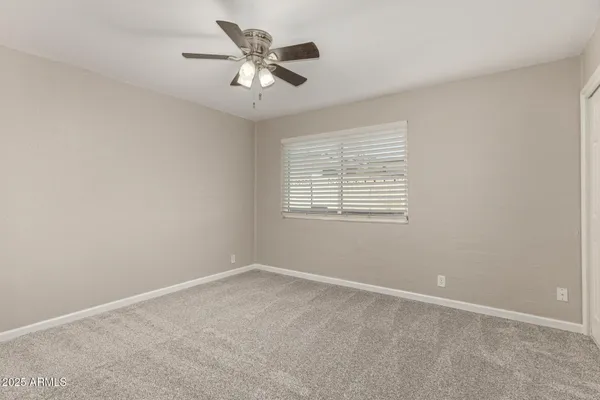 $2,050 | 2025 East Don Carlos, Tempe, AZ 85281