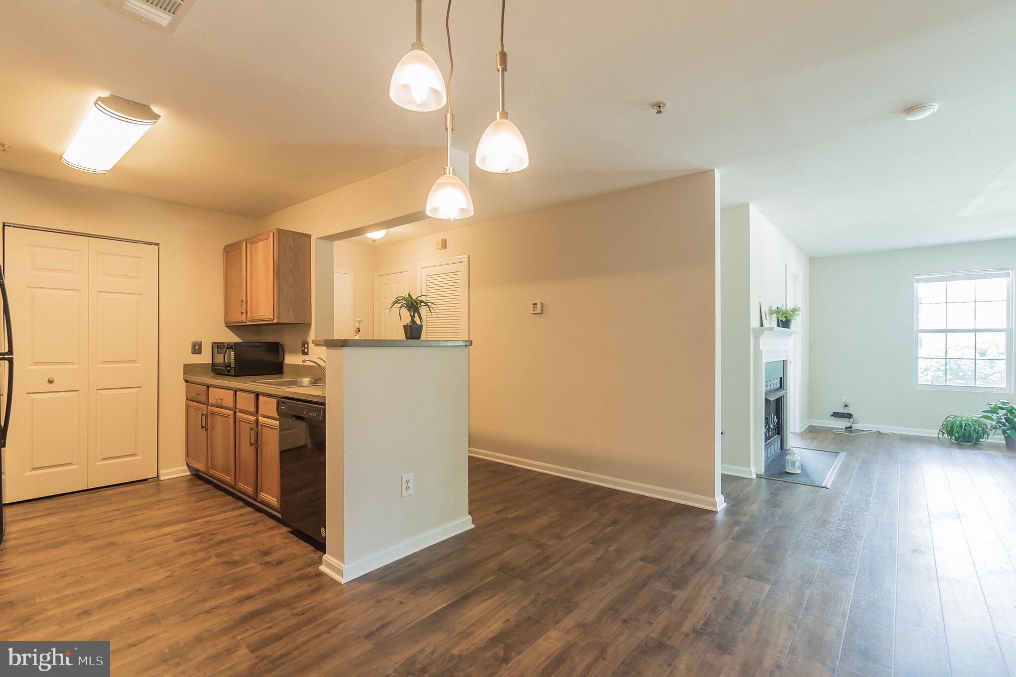 14151 Cuddy Loop, Unit 101 Woodbridge, VA 22193 - Photo 9 of 29