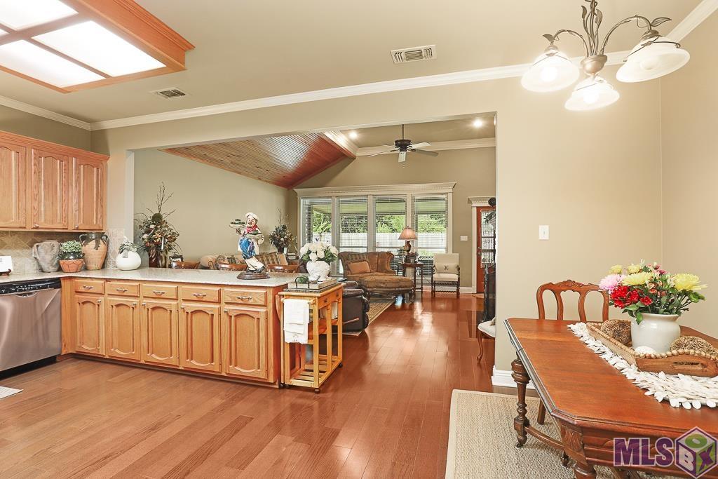 3407 Brookmeade Drive Baton Rouge, LA 70816 - Photo 9 of 19 Gallery Image 9
