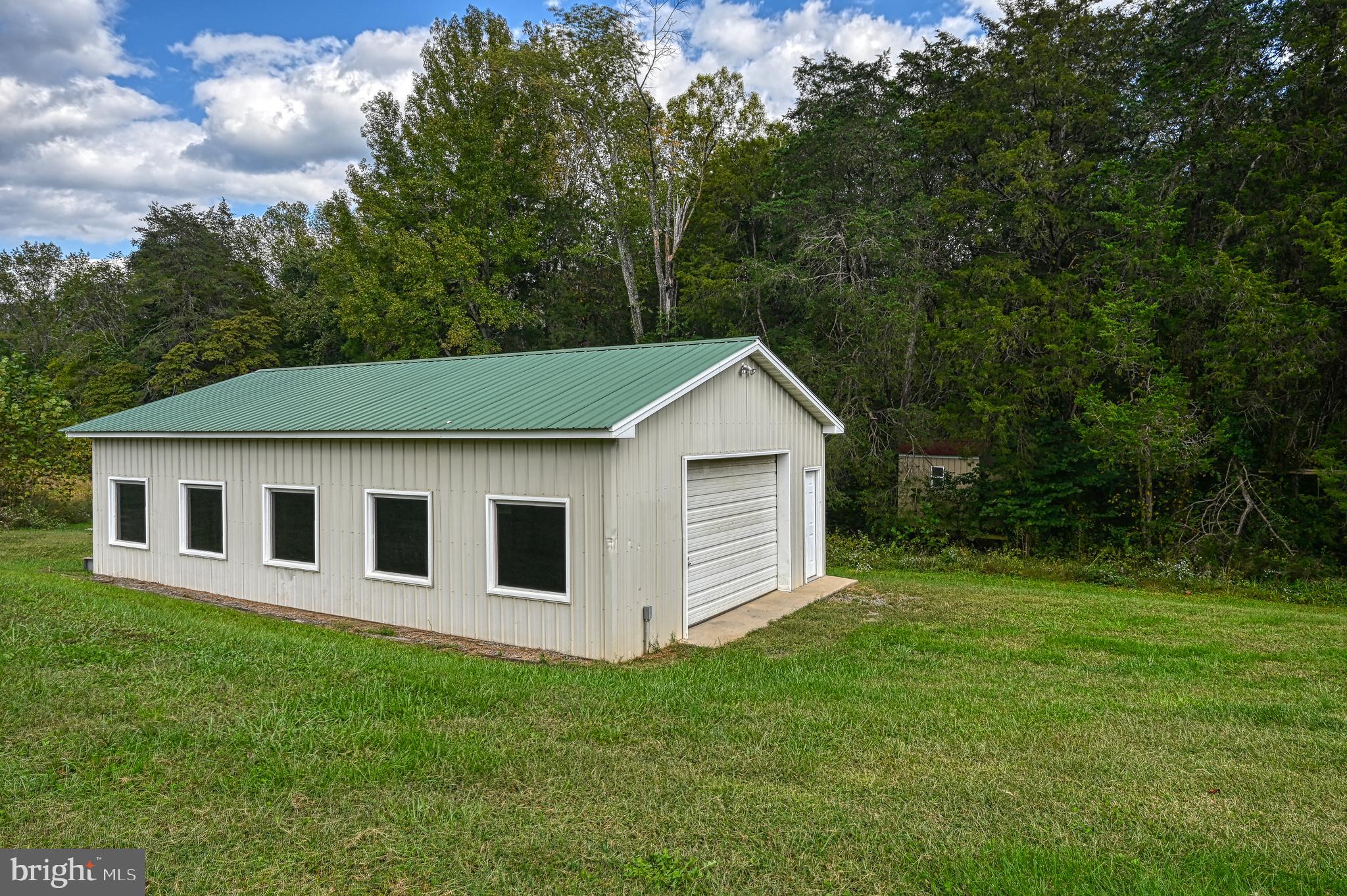 20200 Teman Road Beaverdam, VA 23015 - Photo 7 of 67 Gallery Image 7