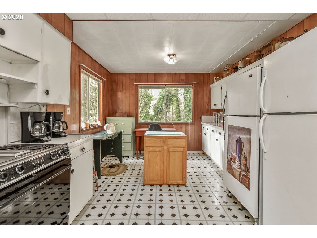 1158 Delameter Road Castle Rock, WA 98611 - Photo 12 of 25 Gallery Image 12