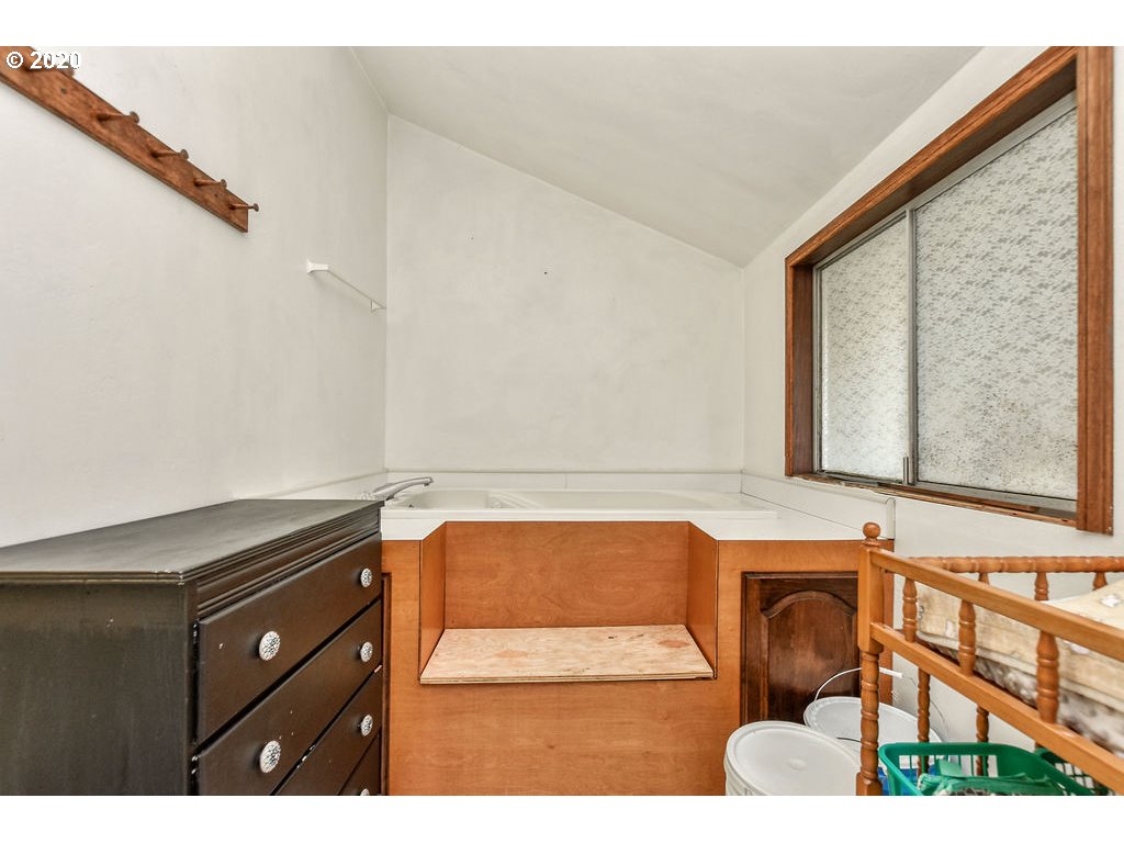 1158 Delameter Road Castle Rock, WA 98611 - Photo 16 of 25 Gallery Image 16