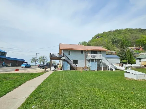 $198,000 | 119 Main Street, Lynxville, WI 54626