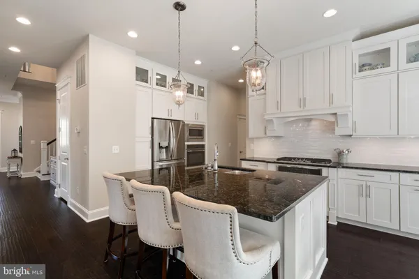 $1,300,000 | 17200 Miss Packard Court, Dumfries, VA 22026