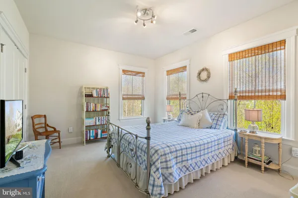 $1,300,000 | 17200 Miss Packard Court, Dumfries, VA 22026