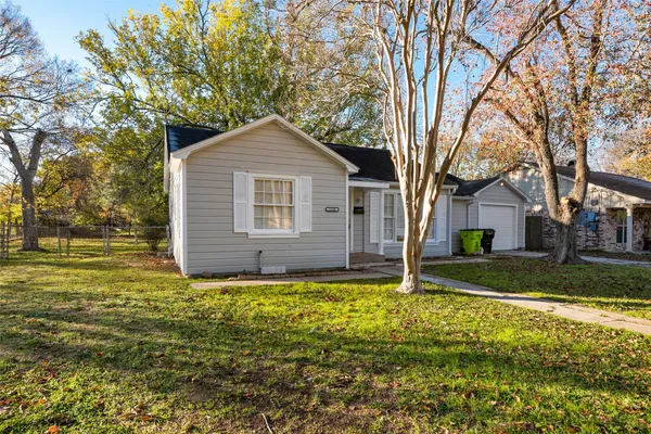 $1,595 | 1330 Leaman Avenue, Rosenberg, TX 77471